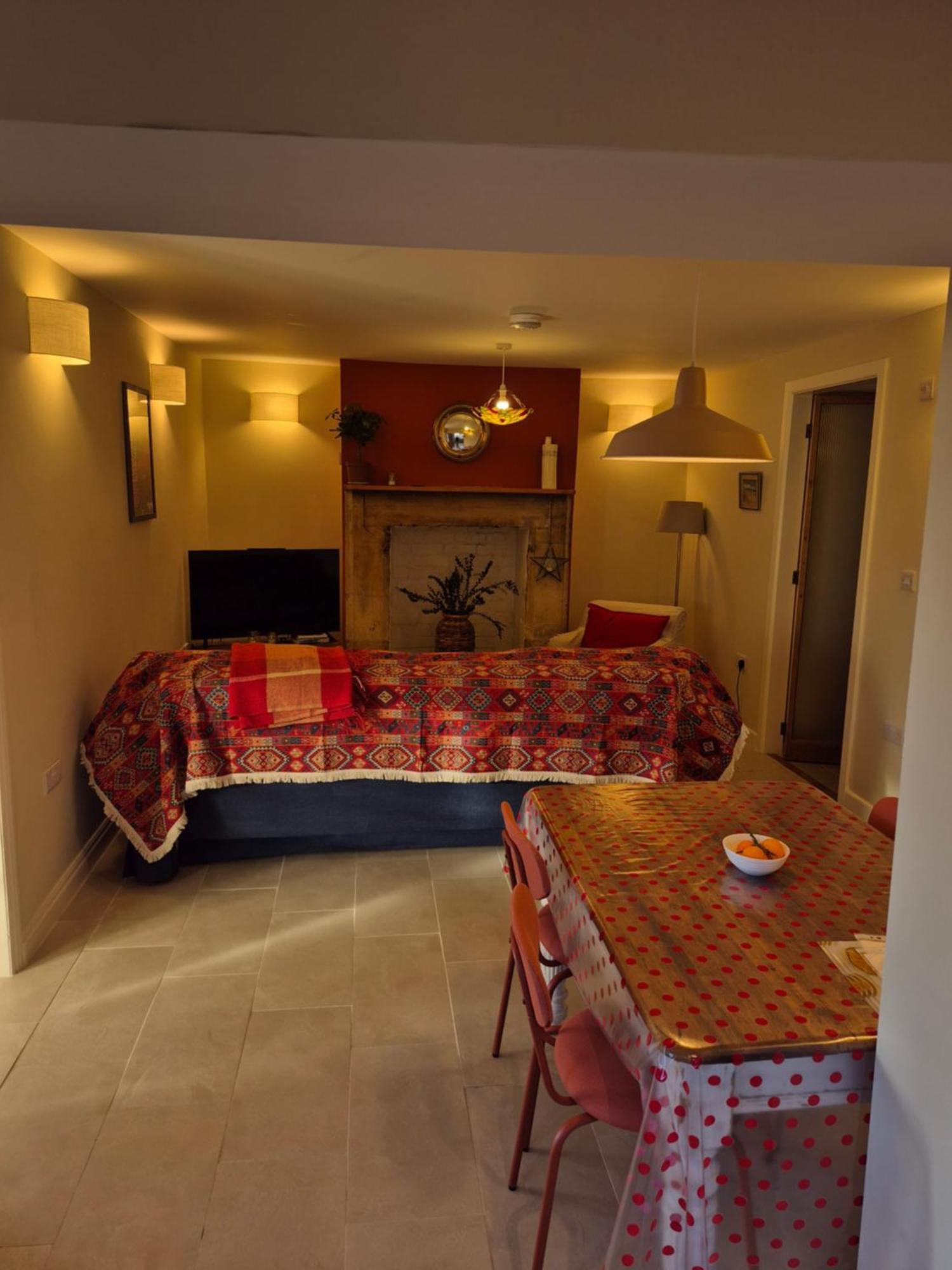 Large Victorian Garden Flat With Views Of Centre Appartement Bath